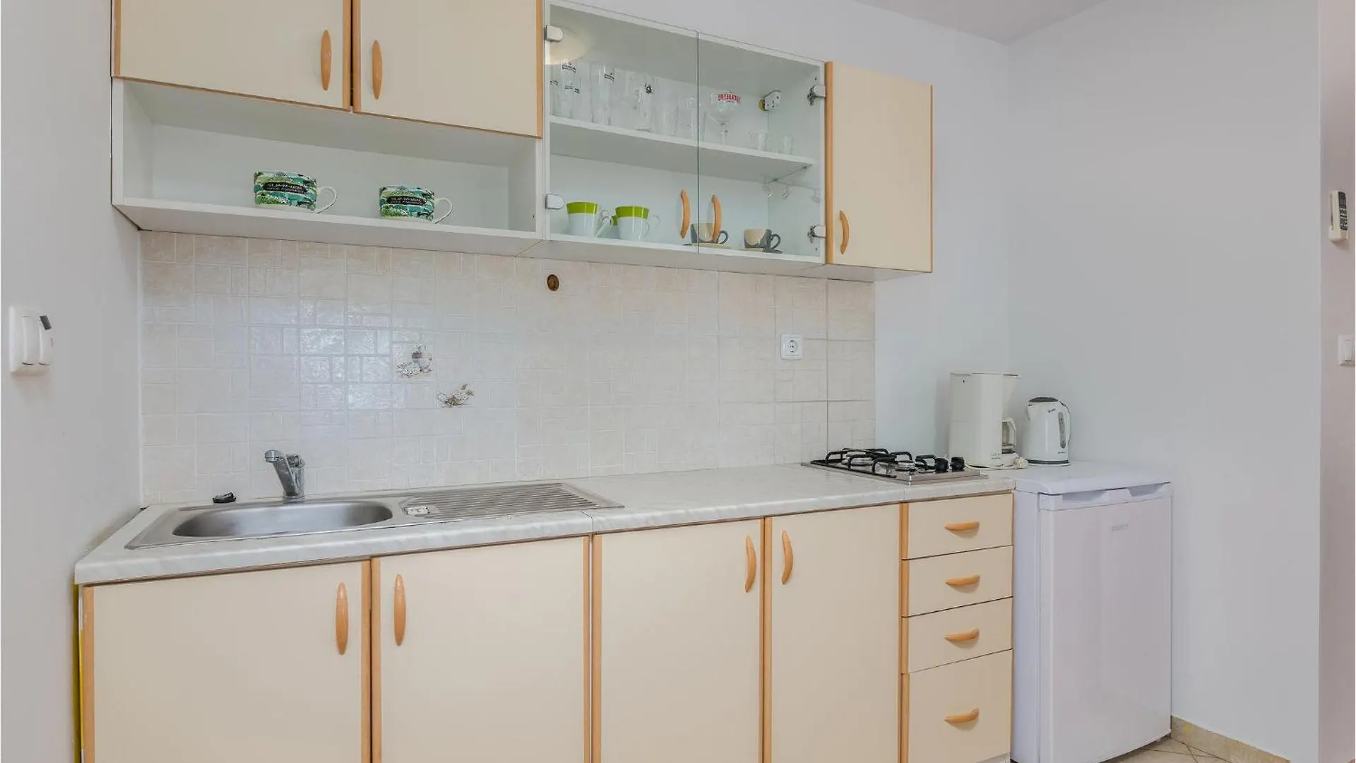 Cozy Apartment In Malinska Dubasnica With Wifi Croatia
